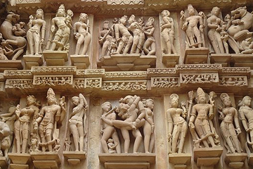 Varanasi, Bodhgaya, Khajuraho Tour